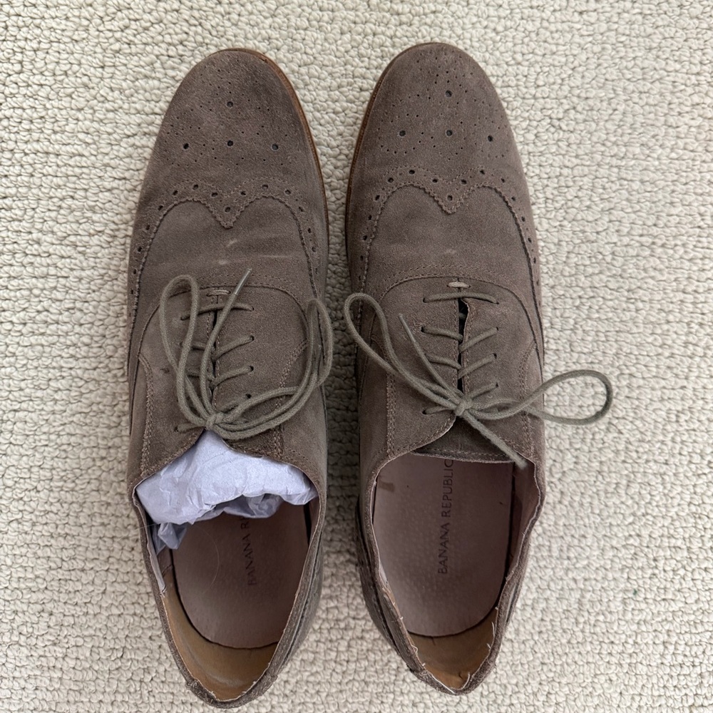 Banana Republic Genuine Leather/Suede Gray/Taupe dress shoes
